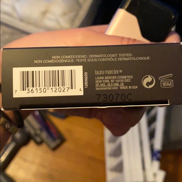 Laura mercier smooth finish foundation 5w1 14 - Picture 5 of 5